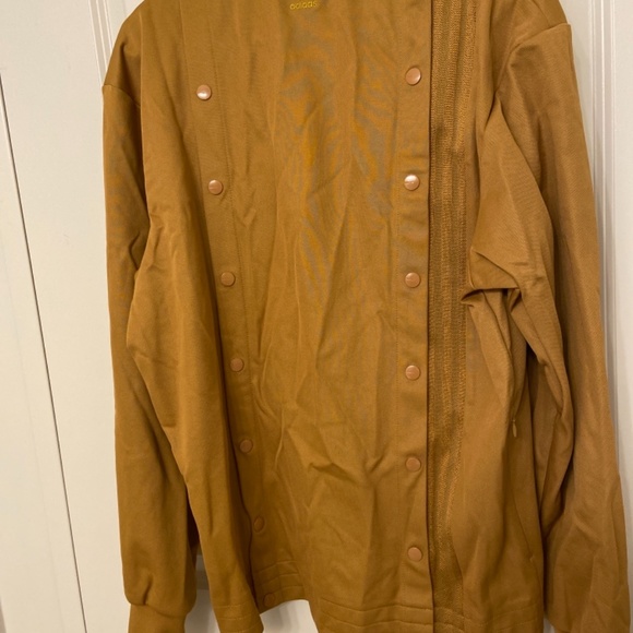✨Host pick✨NWT Adidas x Ivy Park Track Snap button Jacket in Mesa. - Picture 13 of 15
